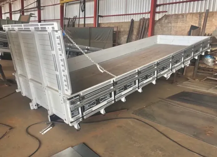 CARROCERIA MADEIRA 6,20