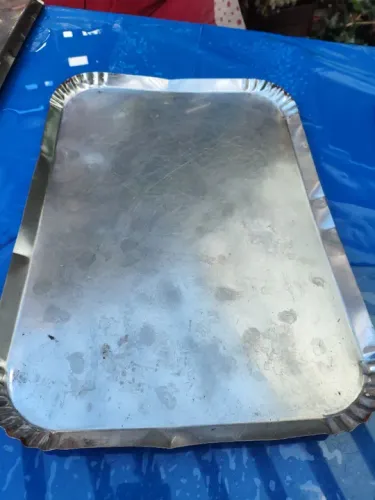 Bandeja de alumínio para servir