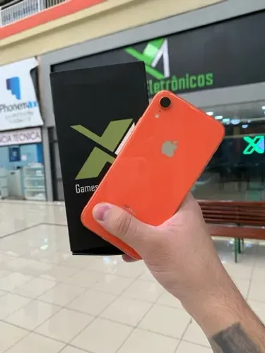 iPhone XR com promoção e garantia / venha você também