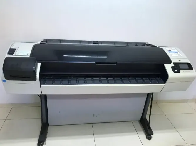 Impressora HP Designjet T1300