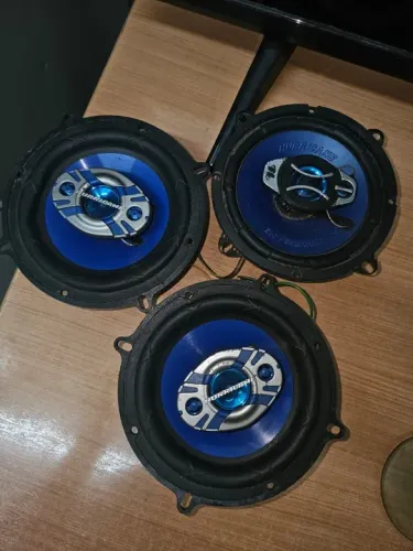 Auto falante Hurricane c/3 unidades