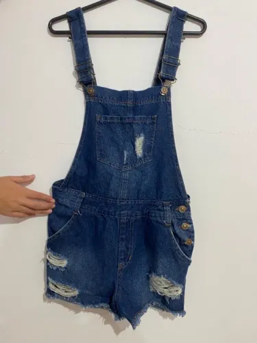 jardineira jeans