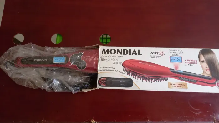 Vendo escova alisadora Magic Brush Mondial.