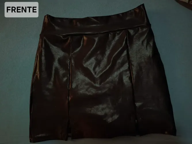 Short Saia Couro Sintético - NOVO<br>