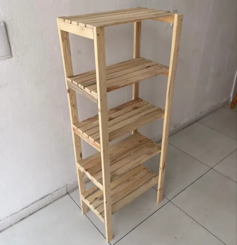 Estante em madeira promoção