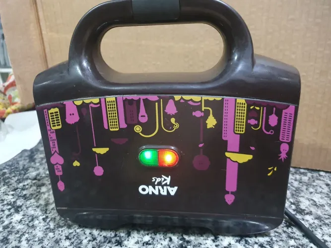 Sanduicheira Arno Linha Kids 220V