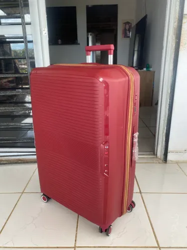 Mala de Viagem 23Kg cor Vinho 