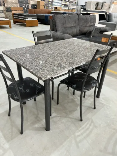 Mesa Tubular 1,20 com 4 Cadeiras NOVO