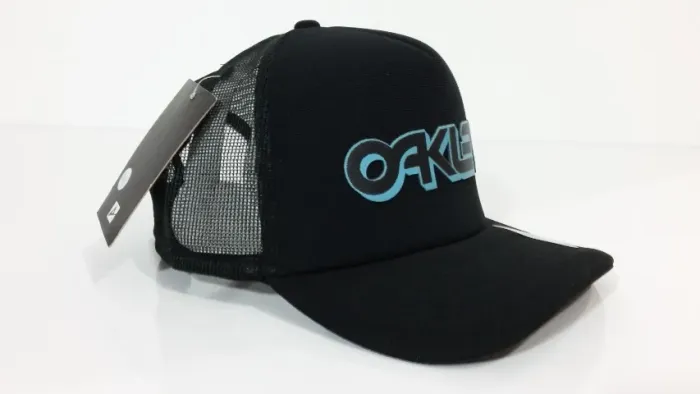 Boné Novo Tipo Trucker Telado cód 133