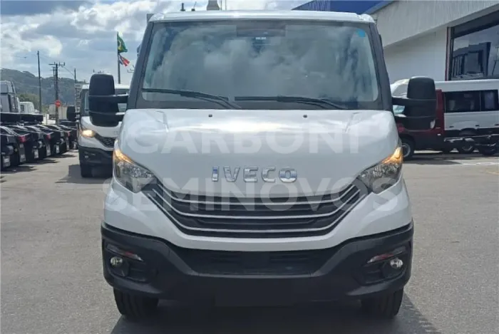 IVECO DAILY 35-160 LONGO E6 4X2 2022/2023