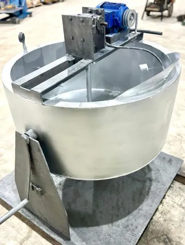Misturador em aço inox com parede dupla para resfriamento 475 litros