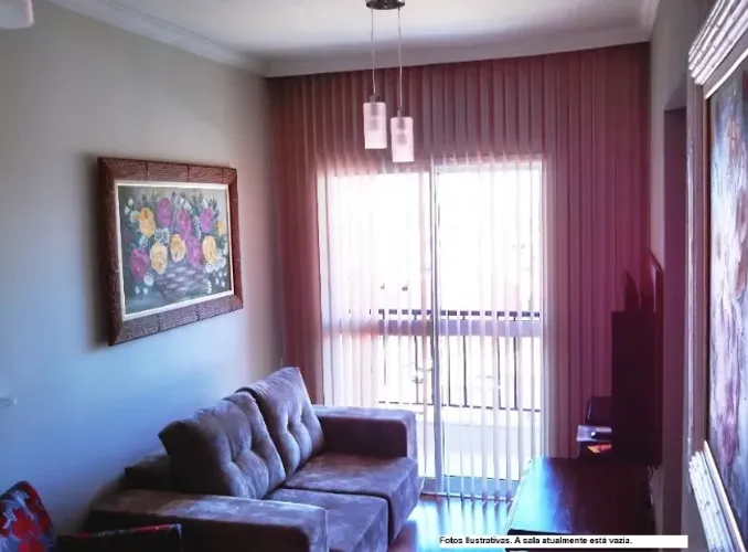 Vende-se Apartamento 2 Quartos, 50 m², Varanda, Garagem Coberta