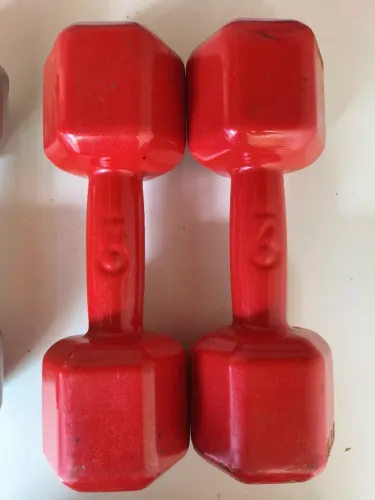 Halteres emborrachados 9, 7 e 5kg