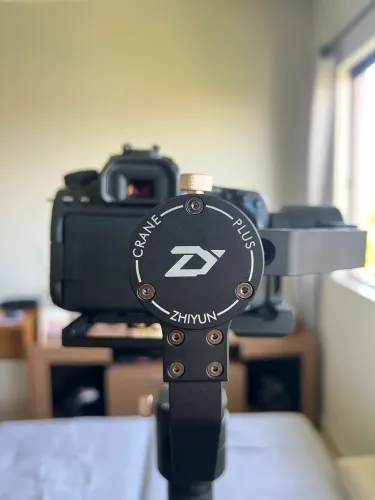 Estabilizador Gimball Zhiyun Crane Plus
