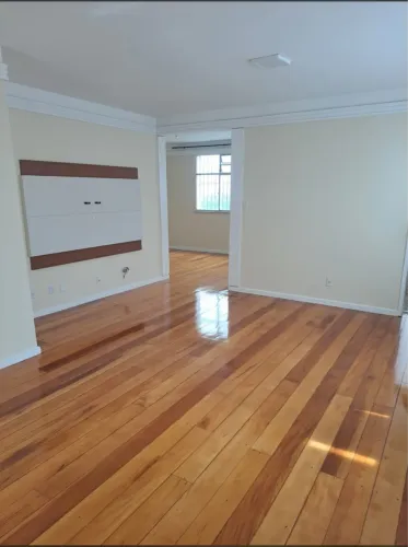 Apartamento 4/4 , 180m2, reformado