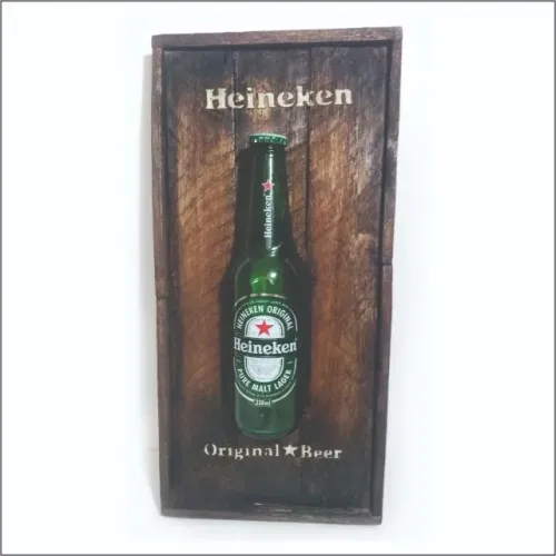 Arte Sustentável: Quadro Decorativo com Garrafa de Heineken
