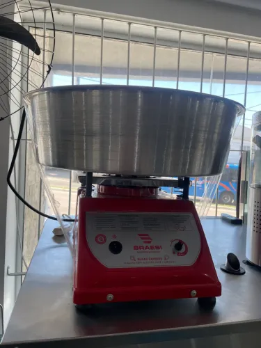 MB Máquina de algodão doce - Braesi