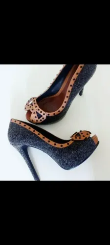 Peep toe Schutz
