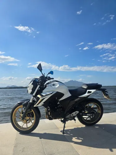 Aluguel ou venda FZ25