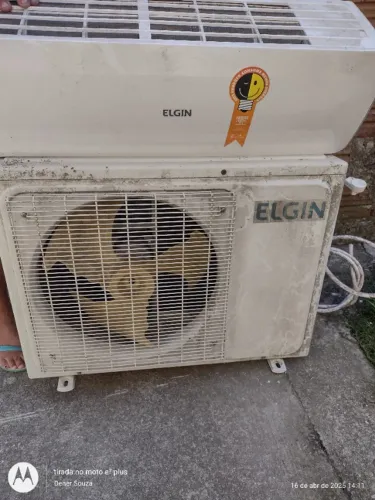 Vendo ar condicionado Elgin 12000 btus e troco por Pc gamer chama no rolo 