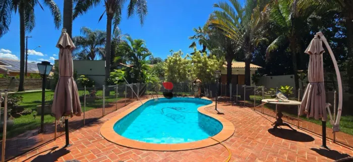 Chácara Alto Padrão no Condomínio Village Bandeirantes I, à venda, em Jardinópolis - Imobi