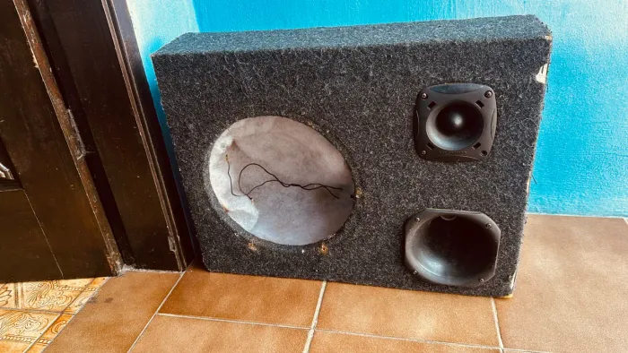 Caixa selada trio 