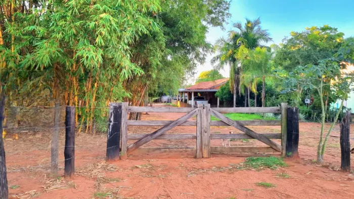 Oportunidade!!! Chacara 7,5ht toda completa 2 casas R$ 500 Mil