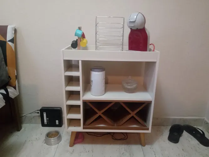 Mini Bar com Adega e Nichos - Perfeito para seu cantinho!