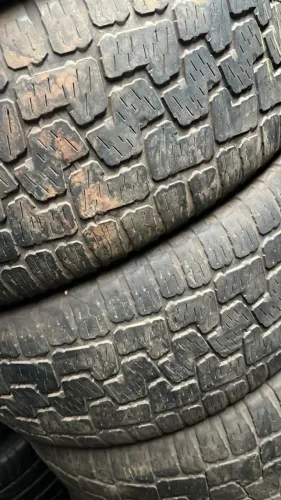 Pneu 275/55/20 Pirelli Al Terian  Meia Vida util.