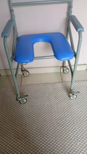 Cadeira higiênica