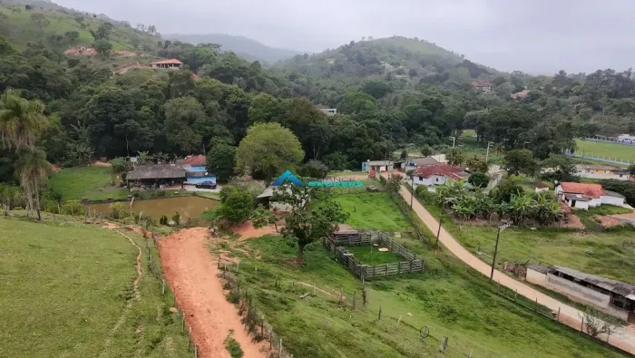 Sítio a venda C/ 145.000 M², Bairro Ponunduva, Local com lago e acesso asfaltado.