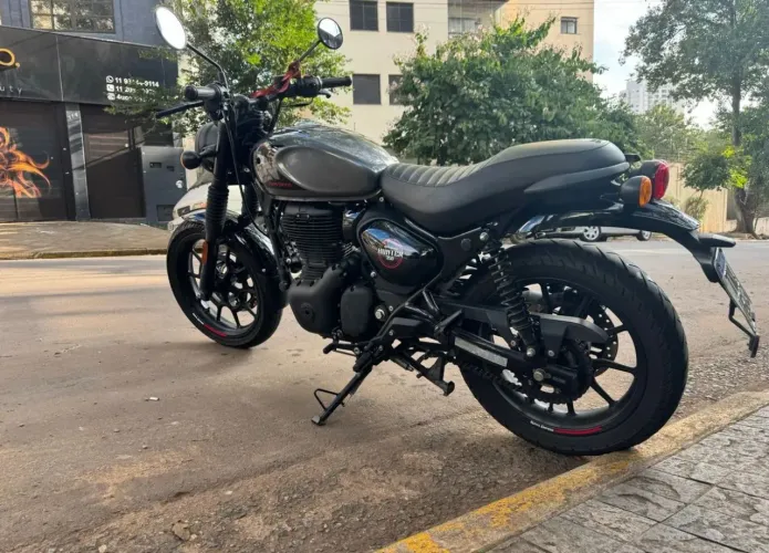 Hunter 350 2025 - 3800km