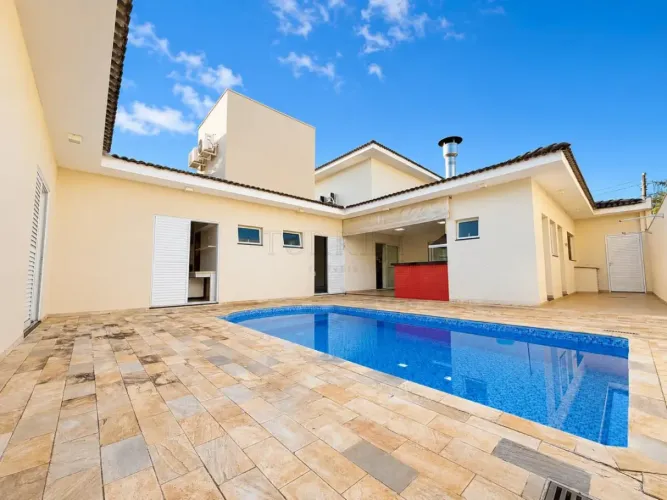 Casa para locação no condomínio Residencial Lago Sul em Bauru-SP.