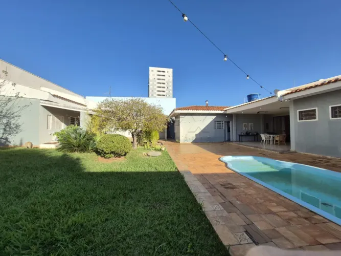 Casa à venda com 3 quartos, sendo 1 suíte no Jardim Brasil em Bauru SP
