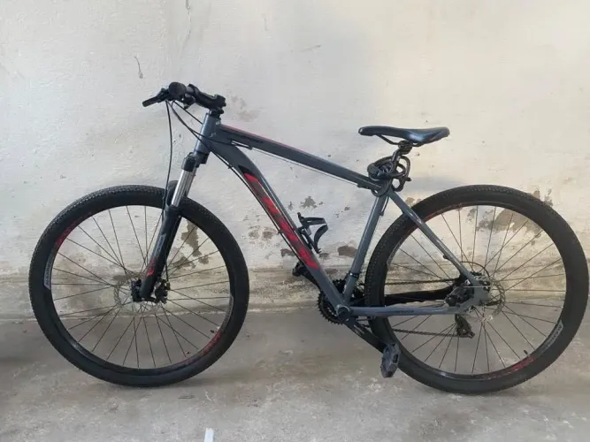 Bicicleta Oggi Hacker Sport 