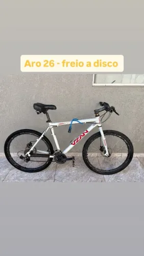 Bicicleta VZAN aro 26, freio a disco.<br>