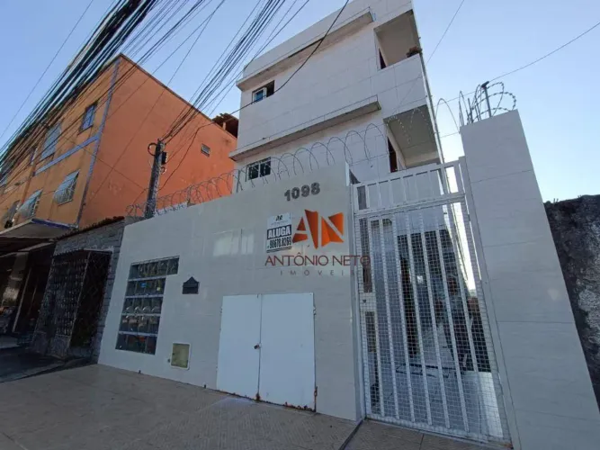 Apartamento com 2 quartos para alugar, 40 m² por R$ 1.020/mês - Rodolfo Teófilo - Fortalez