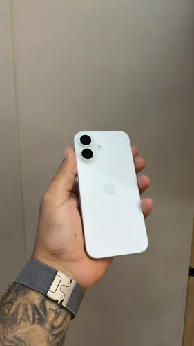 iPhone 16 128GB BRANCO Bateria 89% ? Seminovo R$3.850 A VISTA