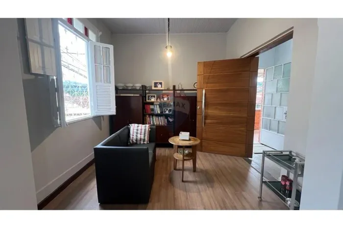 Casa Comercial a venda no Centro de Nova Lima