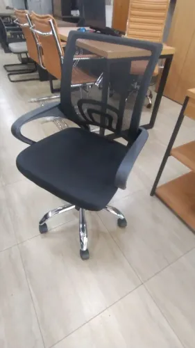 Cadeira executiva em tela 