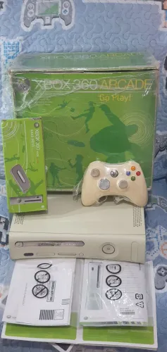 CONSOLE xbox 360 ARCADE CAIXA SERIAL BATENDO MANUAL HD CONTROLE
