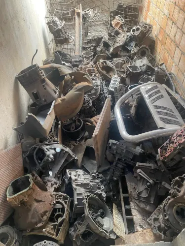 Desmanche de peça automotivas
