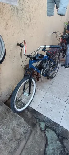 Bicicleta motorizada 80cc no anúncio está diferente a cilindrada porque o site nao deixa 