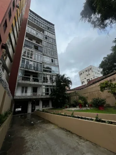 Alugo Apto Semi Mobiliado ou Sem Mobilias na Magalhães Barata