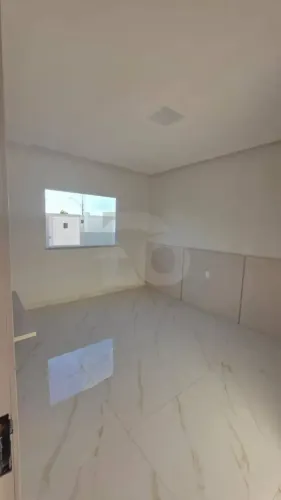 Casa recém-construída no Condomínio Filadelfo Costa - 3 Quartos, sendo 1 Suíte