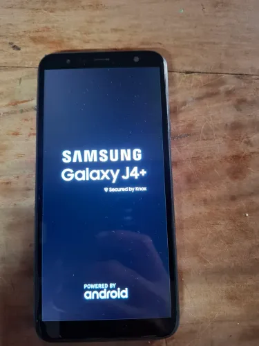 Celular samsumg j4+