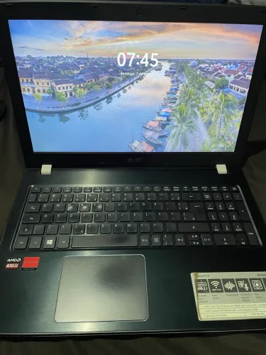 Vendo ou troco notebook Acer E15 8Gb de RAM HD ssd leia descrição com atenção
