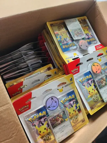 Pokemon TCG 12 Blister duplo comemoração 30 anos copag