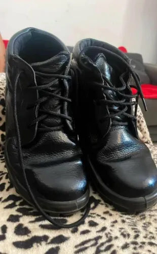 Botas EPI Tamanho 36 e 38