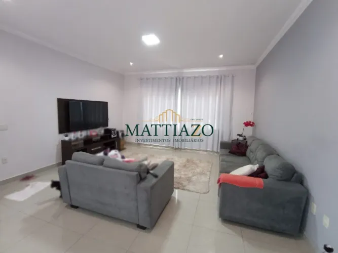 Casa em condomínio à venda com 3 suítes, no Porto Real I Limeira/SP.
